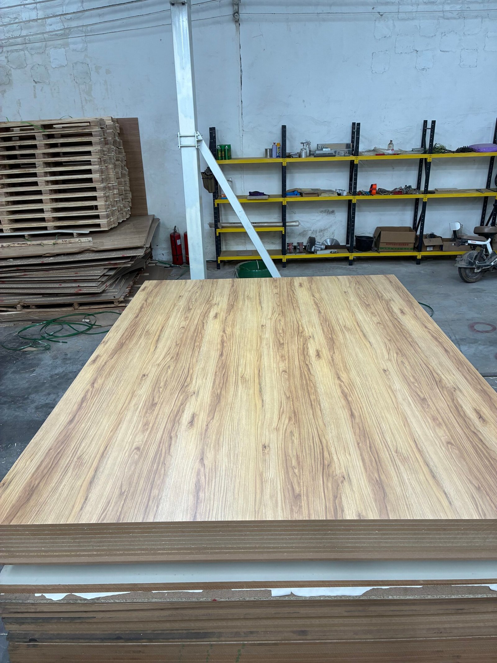 Large Size Particle Board Application