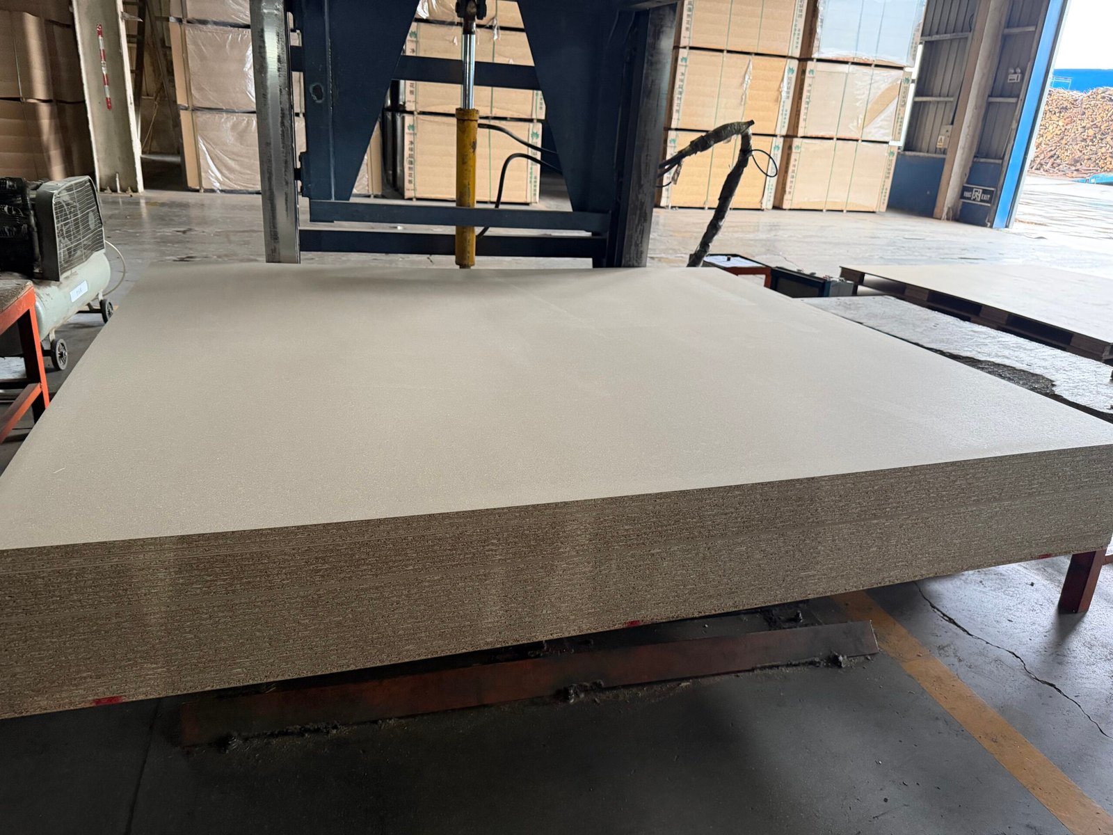 Large Size Particle Board